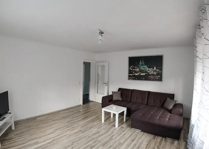 Private And Cozy Apartment In Refrath Near Cologne